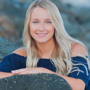 Meet your Posher, Julia